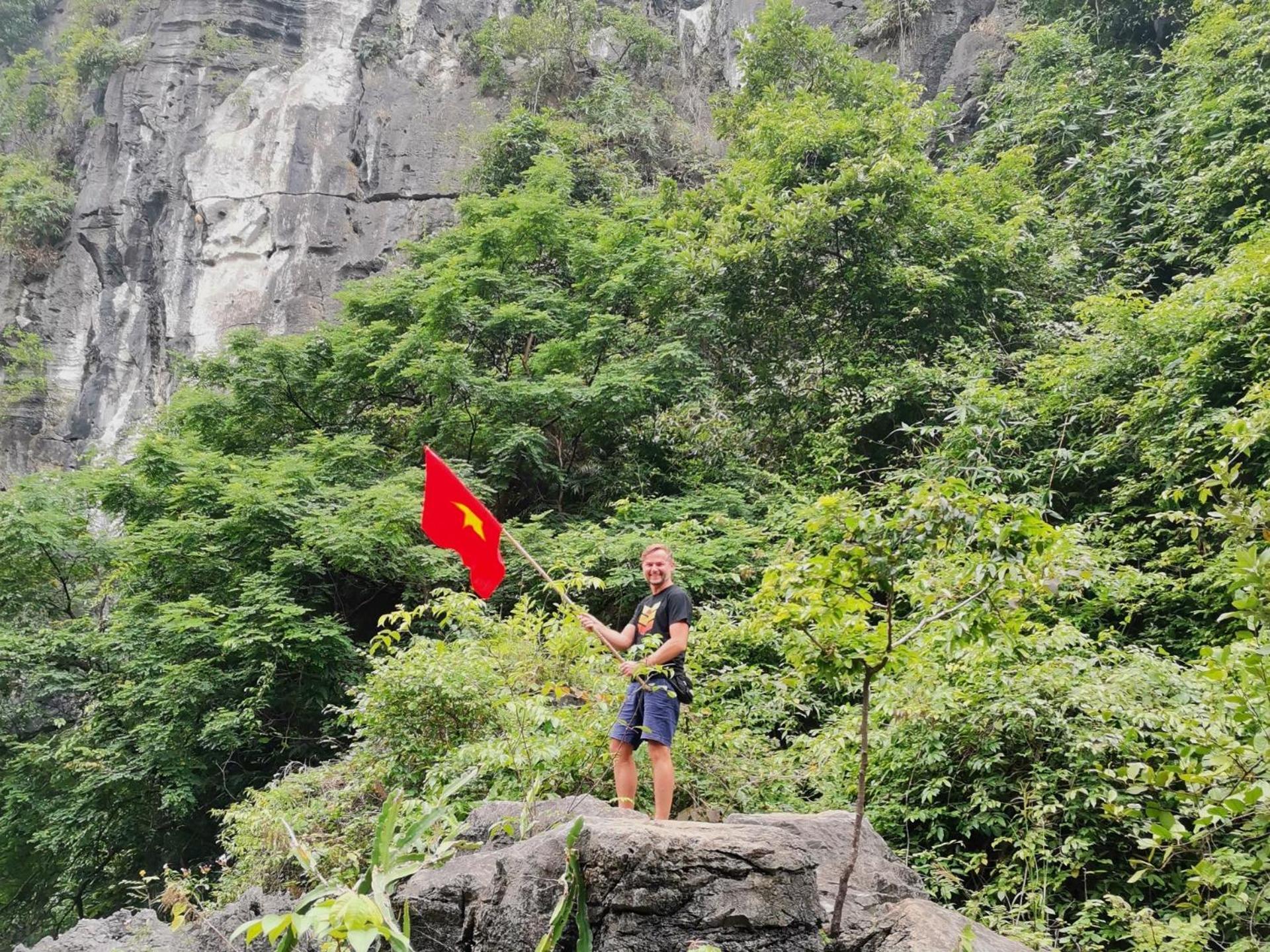 Thung Sen Tam Coc Chalets Нин Бин Екстериор снимка